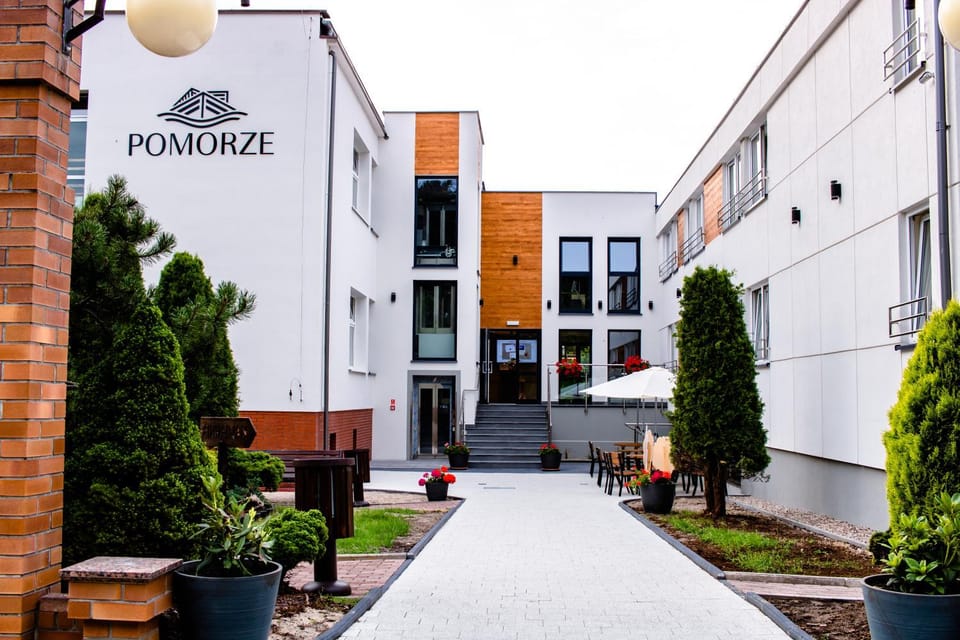 Property building, Facade/entrance