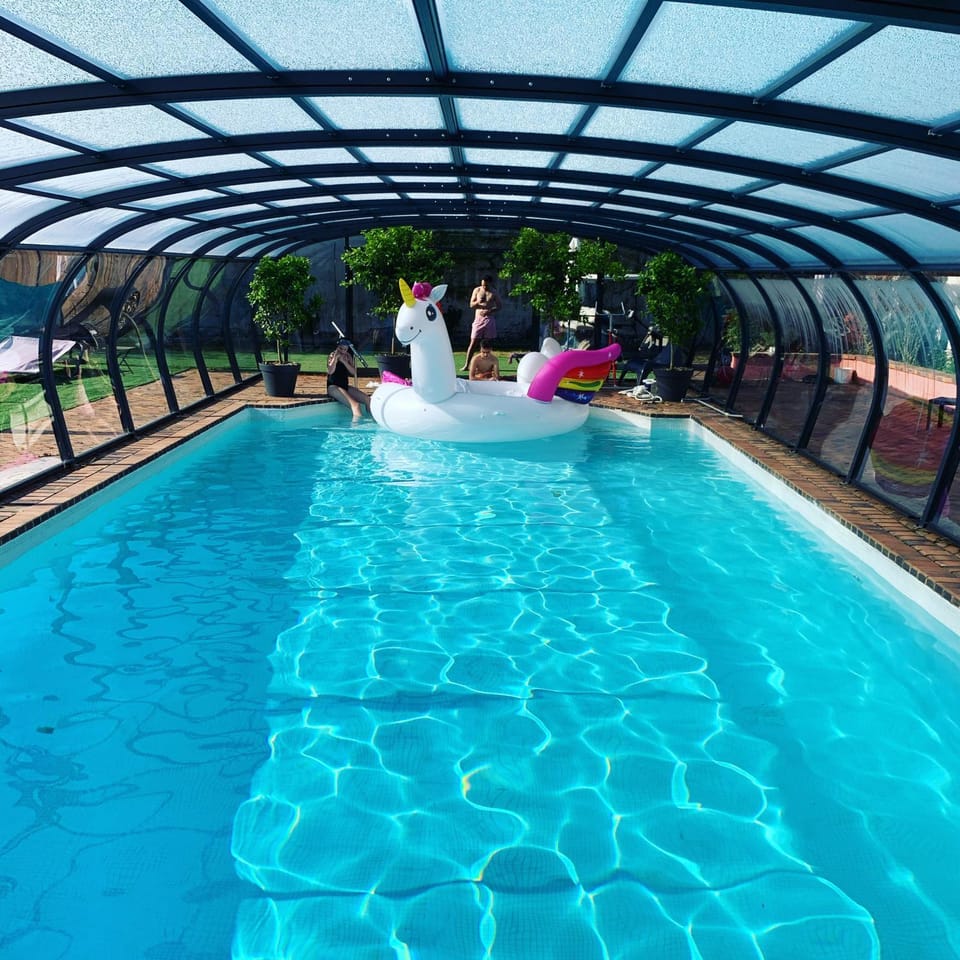 Pool view, Swimming pool
