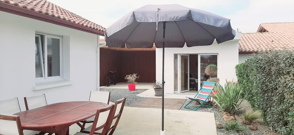 Maison tout confort 6 personnes à 300m de la plage - Clim & Wifi House in Mimizan