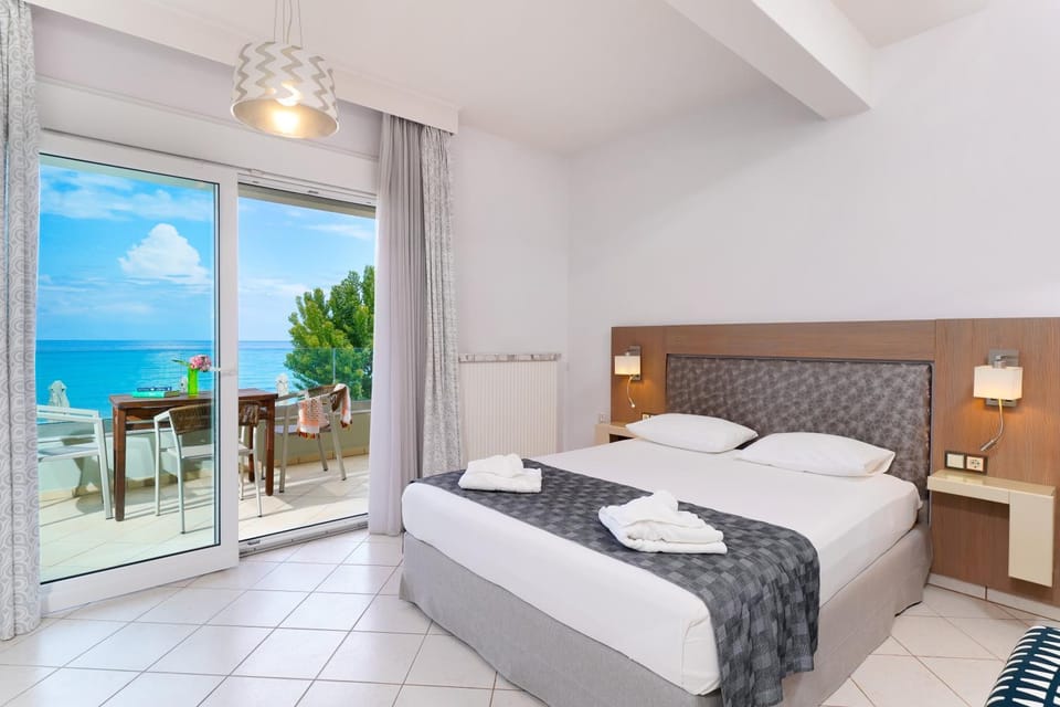 Bed, View (from property/room), Photo of the whole room