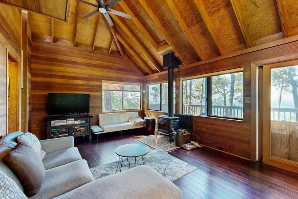 Redwood Grove House in Sonoma County