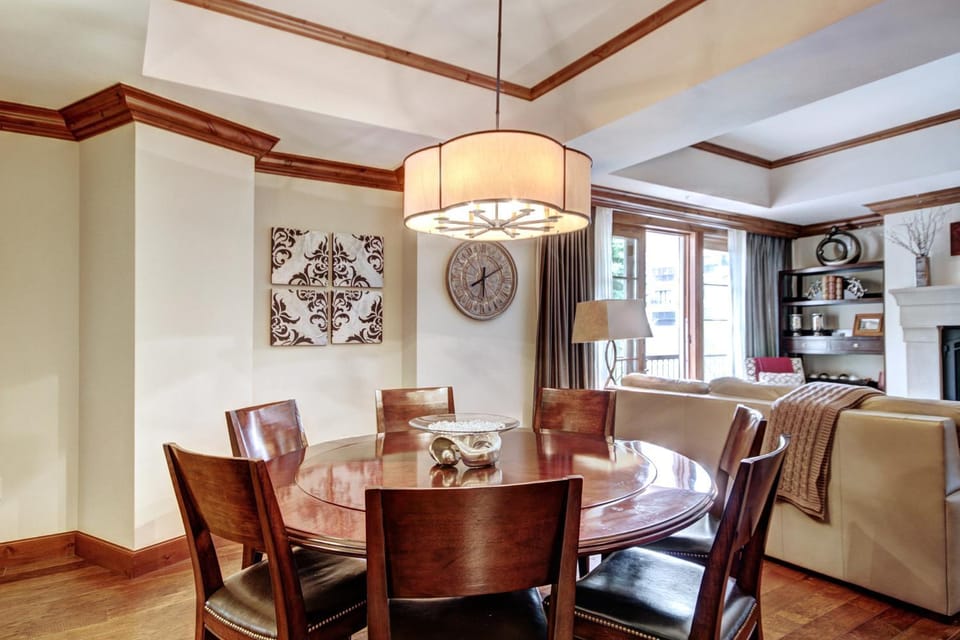 Ritz Carlton Residence Spacious with Valley Views Apartment in Vail