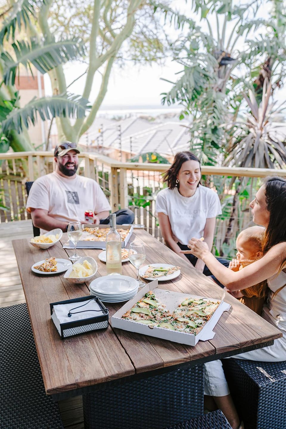 Balcony/Terrace, group of guests