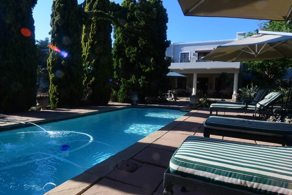 Garden, Swimming pool