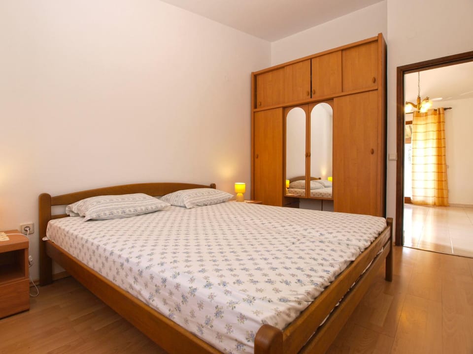 Apartments Luciano 1728 Apartment in Premantura