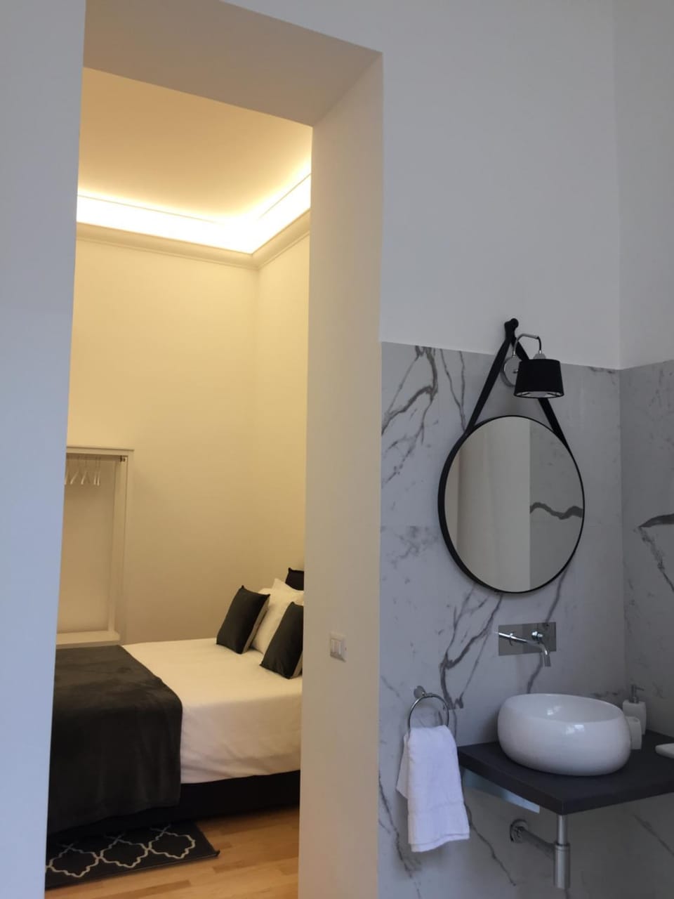 CLUVERIO11 LUXURY APARTMENT House in Palermo