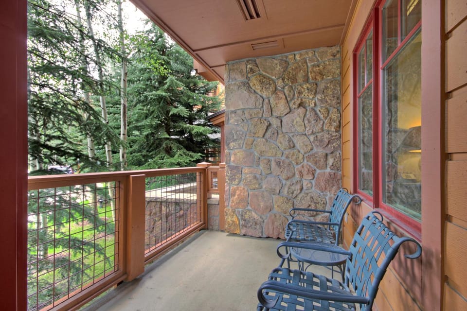 Mountain Thunder M1104 Apartment in Breckenridge