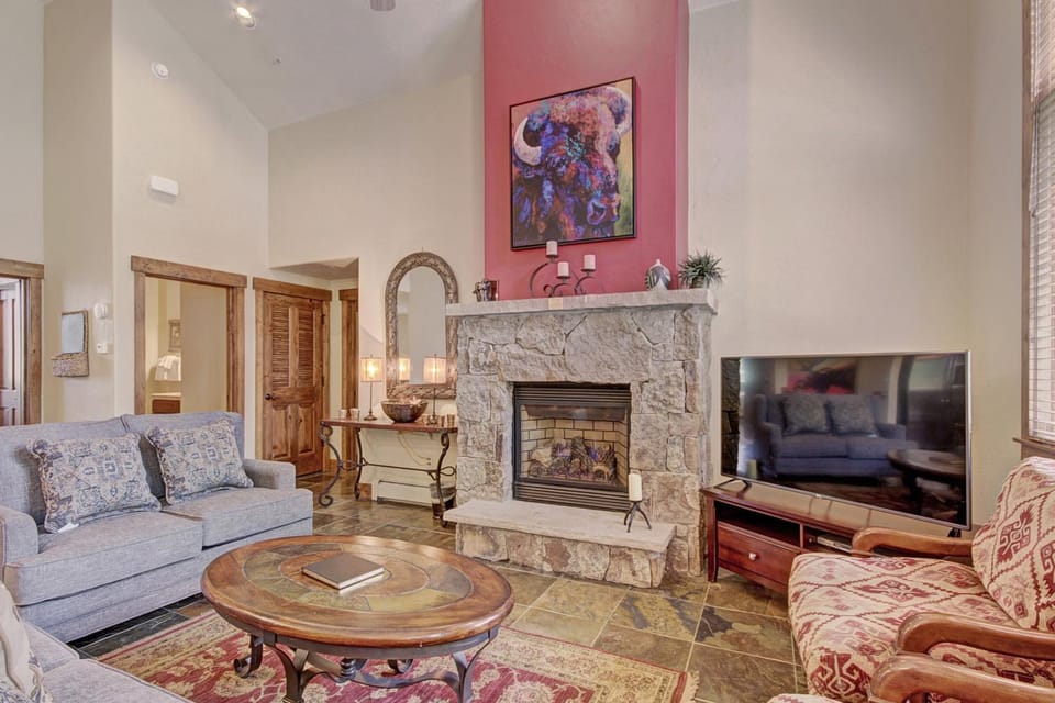 Mountain Thunder M701 House in Breckenridge