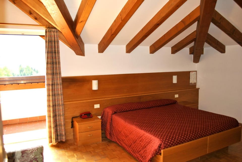 Hotel Zurigo Hotel in Molveno