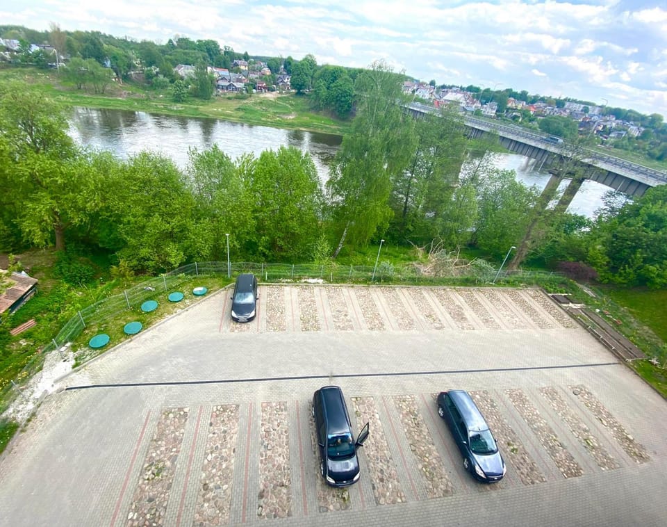 Location, Parking