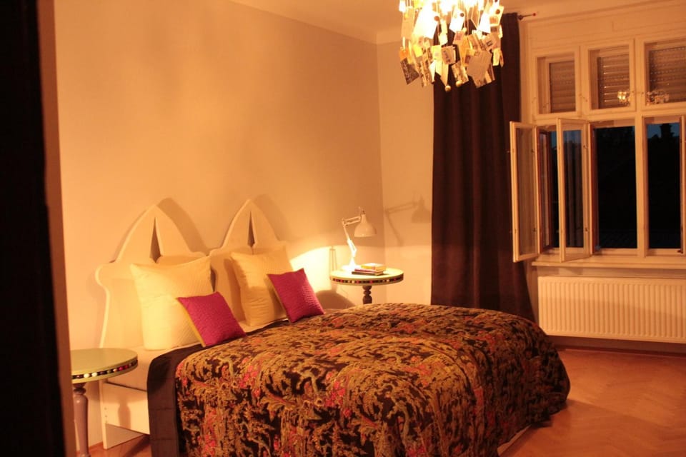 Night, Bedroom