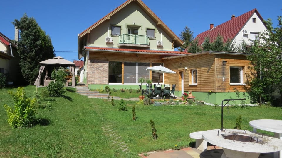Hőforrás Wellness Vendégház Bed and Breakfast in Slovakia
