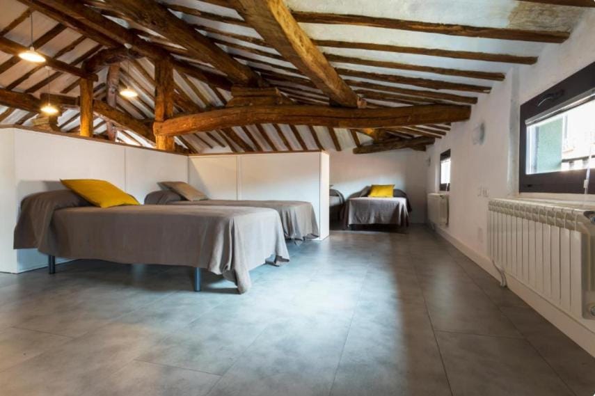 Hostel.B Hostel in Castile and León