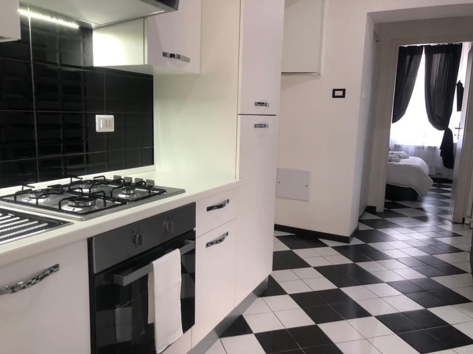 Camaldoli House Apartment in Milan