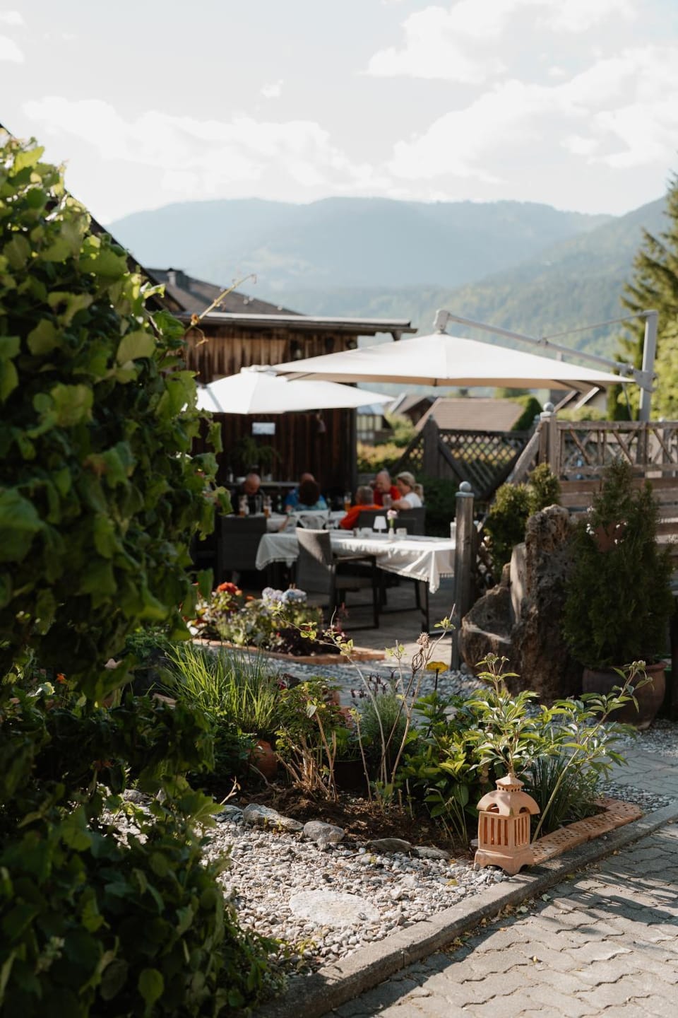 Garden, Balcony/Terrace, group of guests