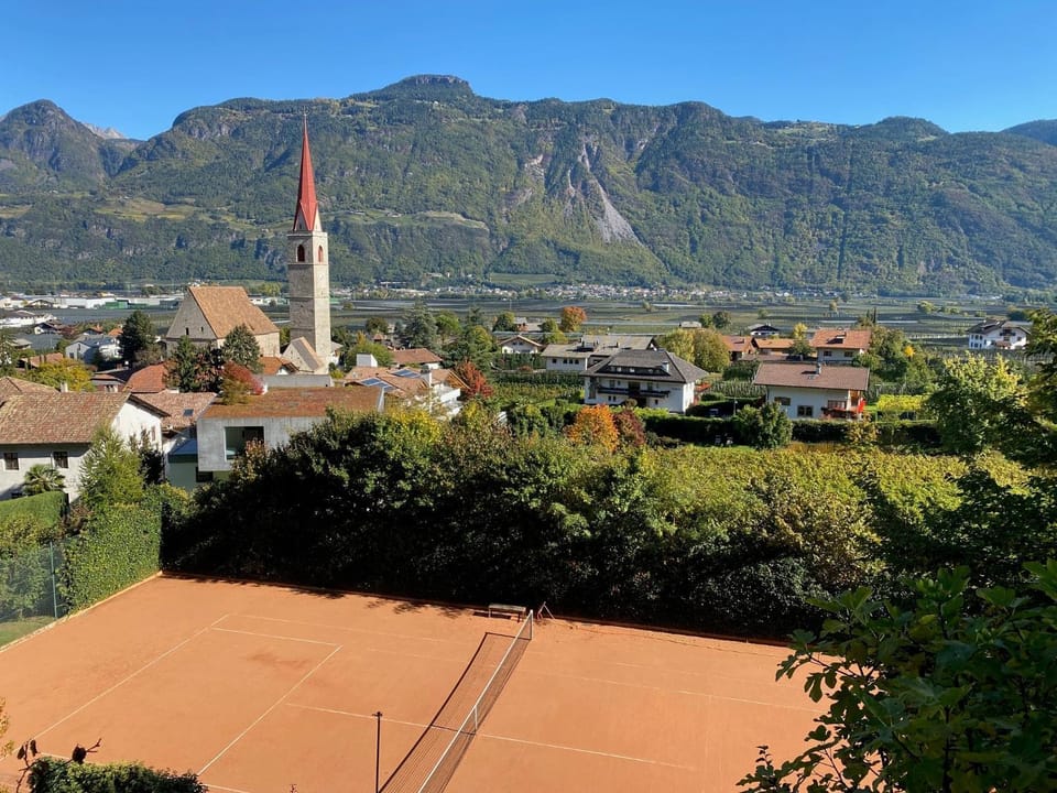 Natural landscape, Tennis court
