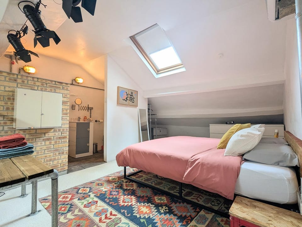 Garage Number 9 Private Urban Loft Apartment with Jacuzzi in Le Dorat Apartment in Nouvelle-Aquitaine