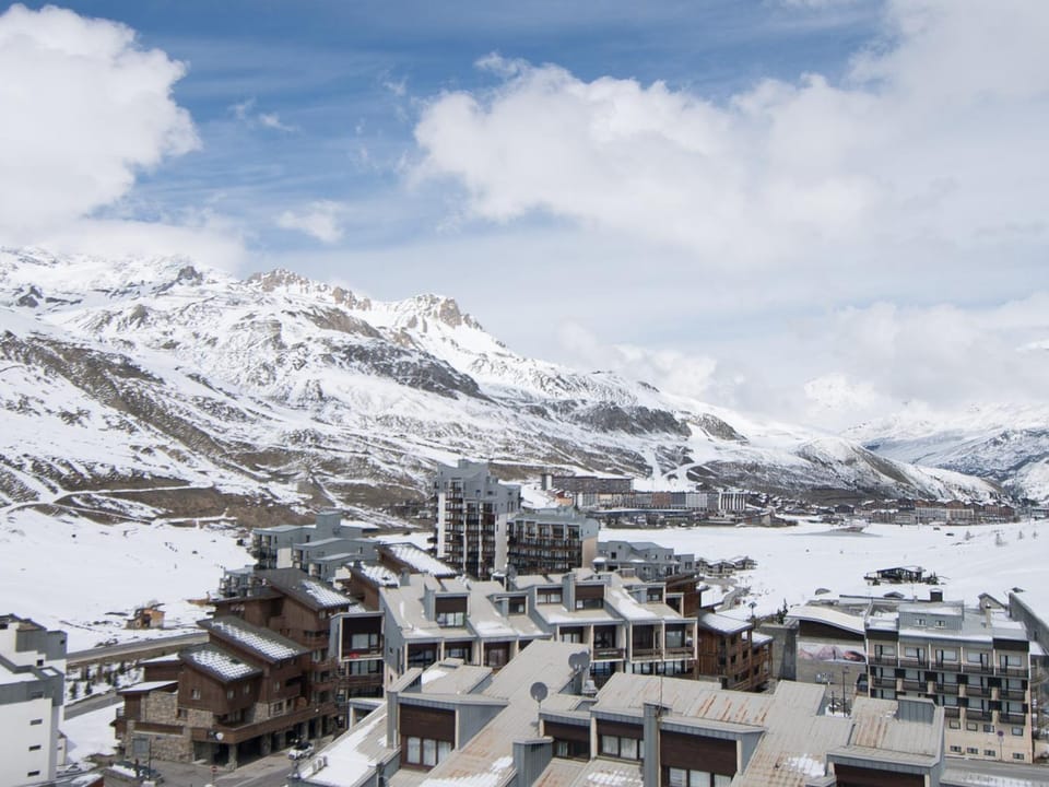 Duplex rénové 3 pièces au pied des pistes avec WiFi à Tignes - FR-1-449-70 Apartment in Tignes