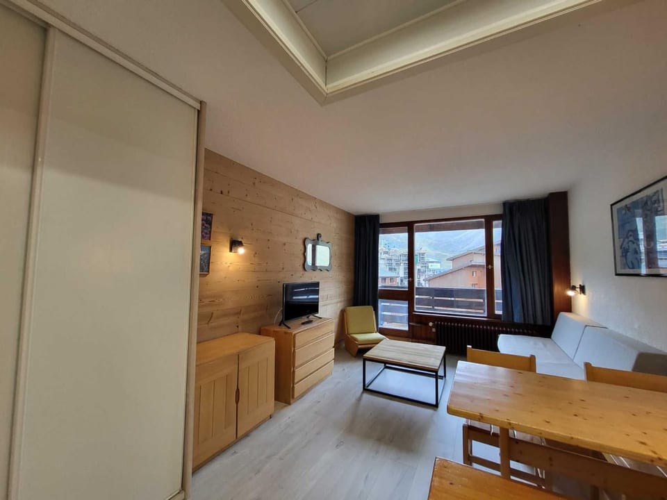 Studio sud-ouest à Tignes, proche pistes, 27 m² - FR-1-449-117 Apartment in Tignes