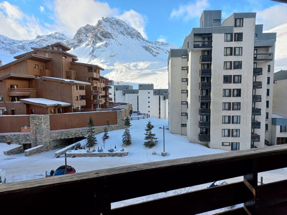Studio avec balcon et wifi à 500m des pistes - FR-1-449-153 Apartment in Tignes