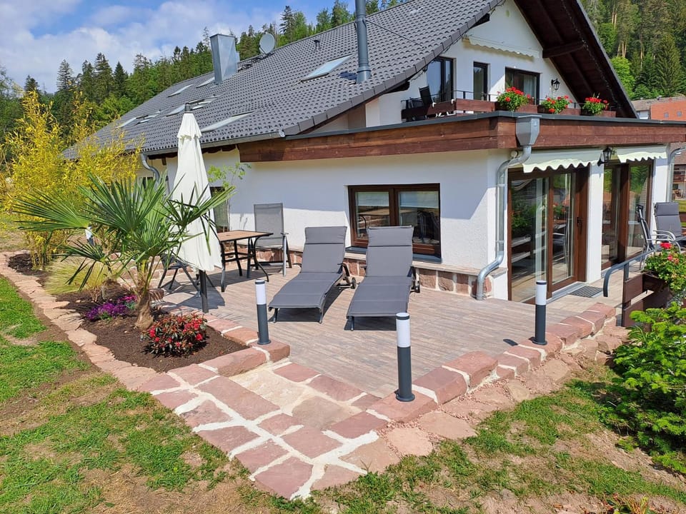 BBQ facilities, Balcony/Terrace, sunbed