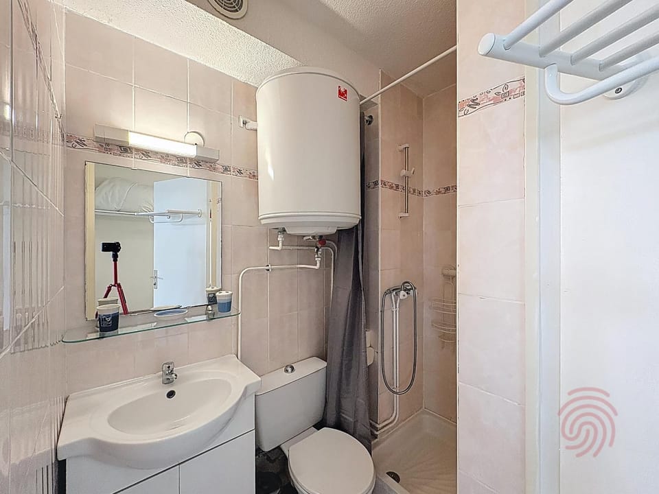 Studio avec animaux admis - 2 pers. Jardin prox. - FR-1-451-101 Apartment in Occitanie