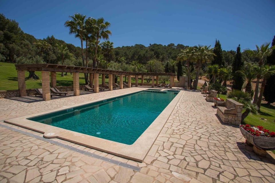 Solarium, Swimming pool