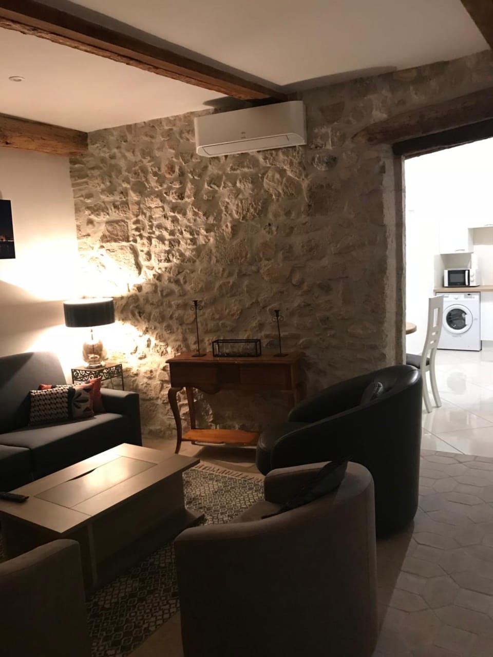Living room, Lounge or bar, Seating area, Dining area