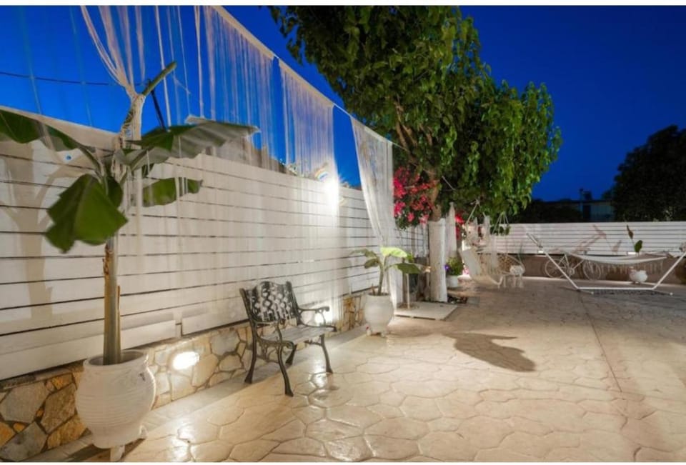 Patio, Night, Garden, Garden view