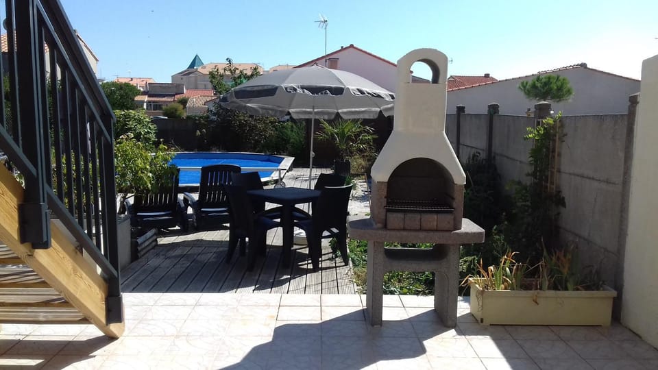 BBQ facilities, Balcony/Terrace