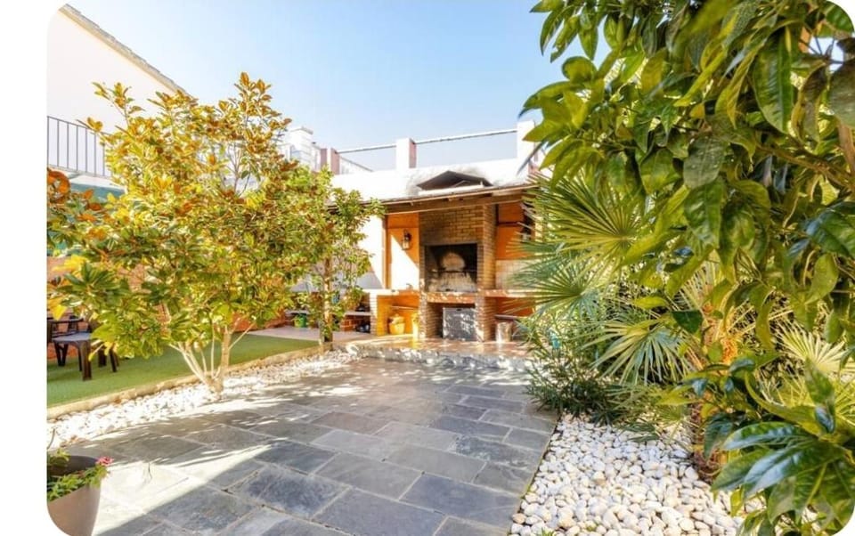 Raco de Lis House in Alt Penedès