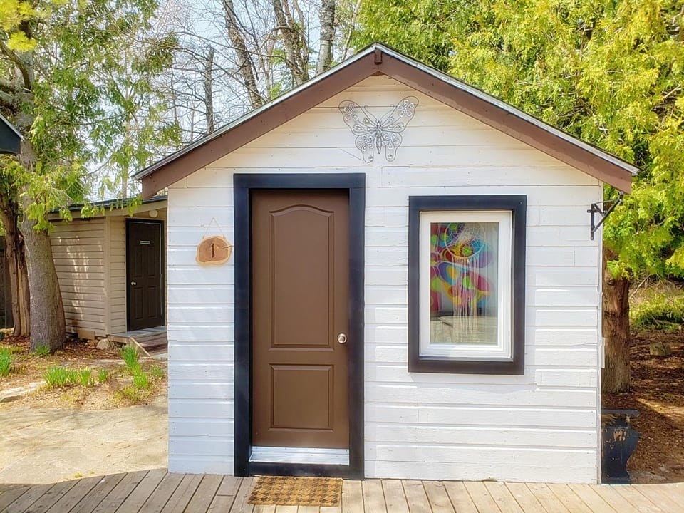 New Buddha Bing Unique Experience Cottage and Cabins Cabin in Tobermory