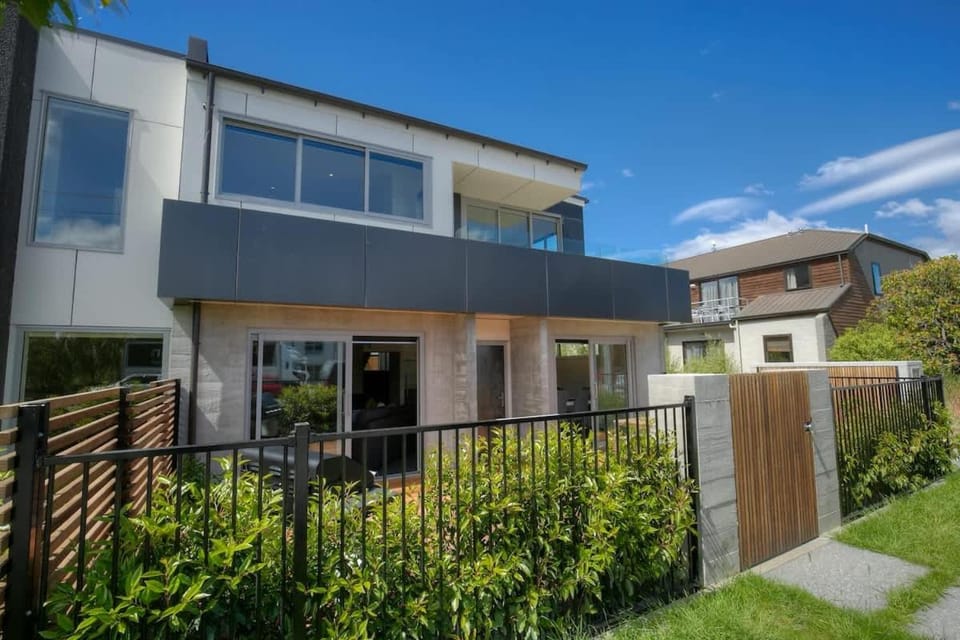 Diamond Luxury Central Queenstown Apartment in Queenstown