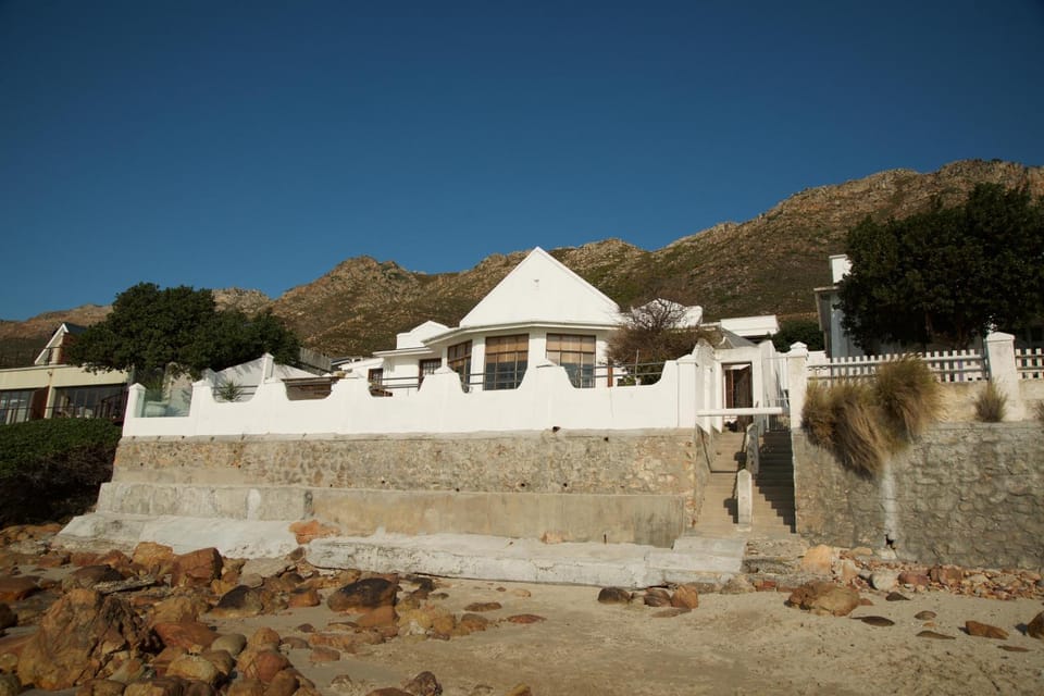 Bird's eye view, Mountain view, Sea view