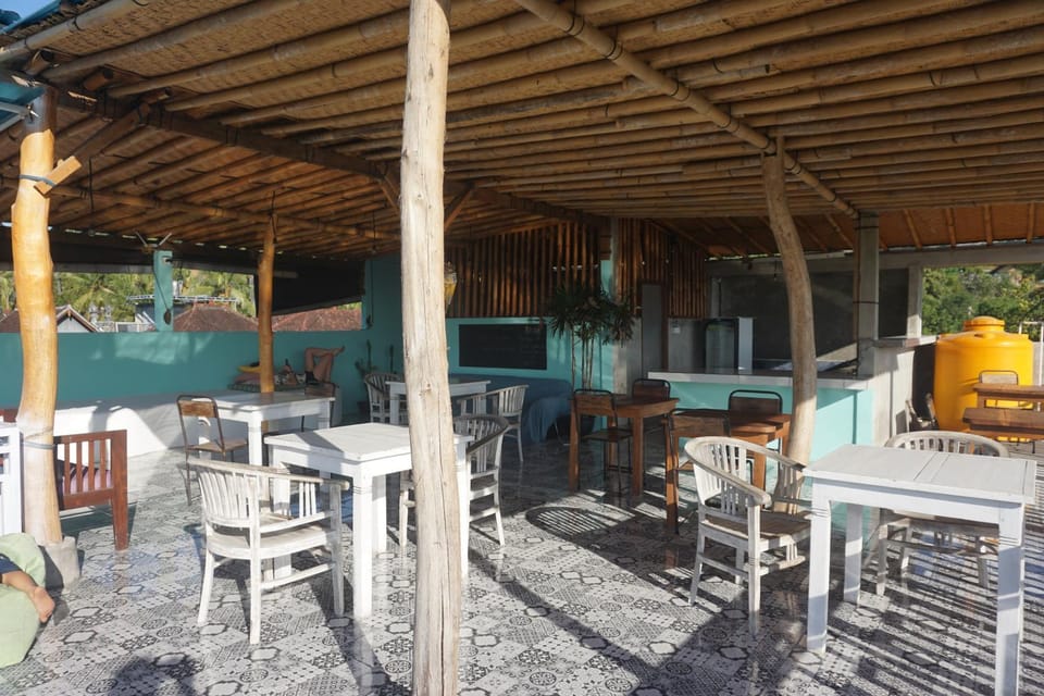 Black Sand hostel Amed Hostel in Abang