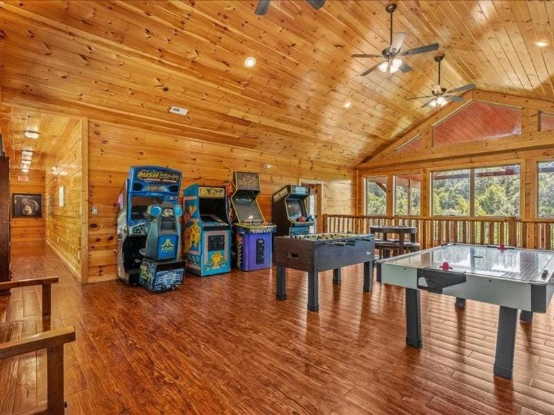 Greenbrier Estate House in Pittman Center