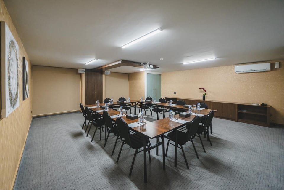 Business facilities, Meeting/conference room