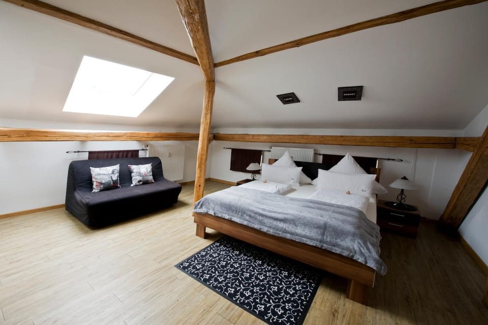 Living room, Bedroom