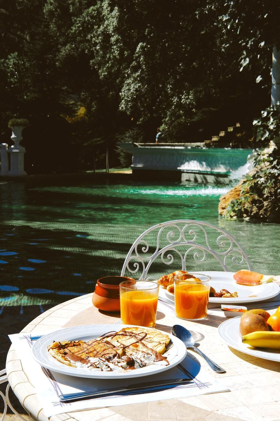 Restaurant/places to eat, Swimming pool, Breakfast