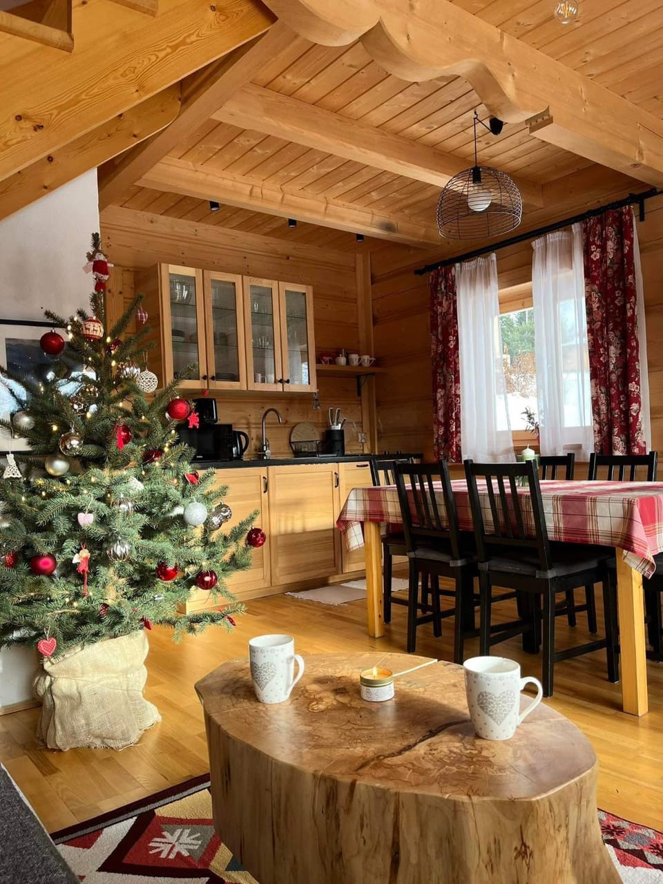 Domki Widokowe -Przystanek Salamandra Chalet in Lesser Poland Voivodeship