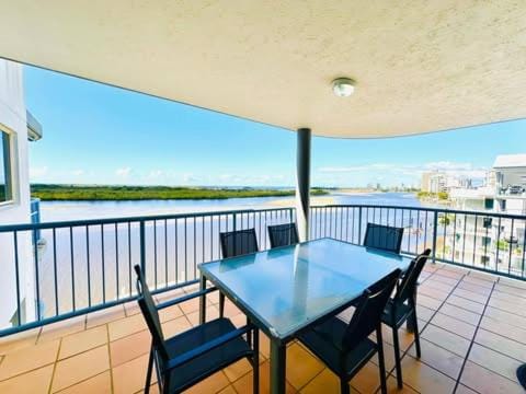 On The River Apartments Apartment hotel in Maroochydore