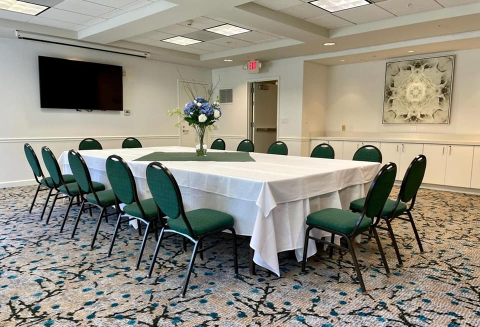 Meeting/conference room