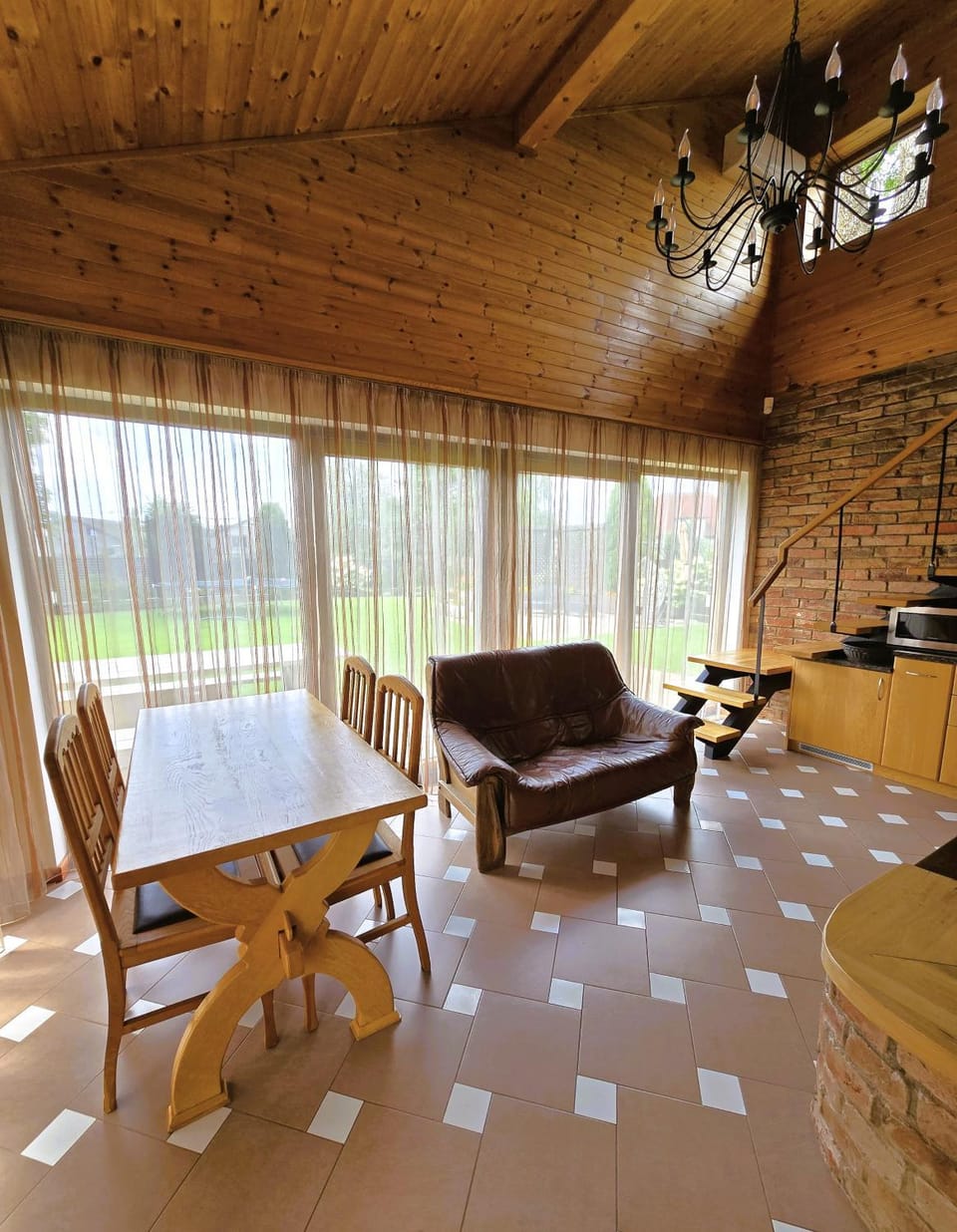 Kitchen or kitchenette, Living room, Dining area, fireplace