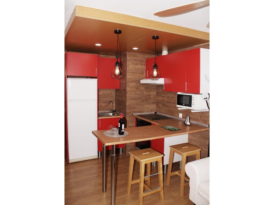 Kitchen or kitchenette
