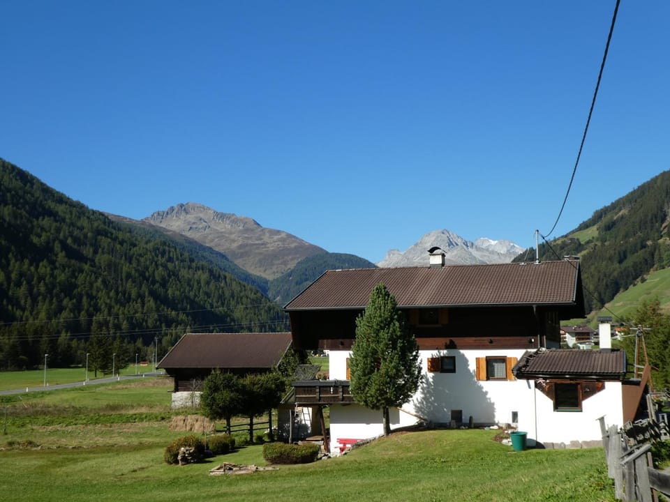 Property building, Natural landscape, Mountain view