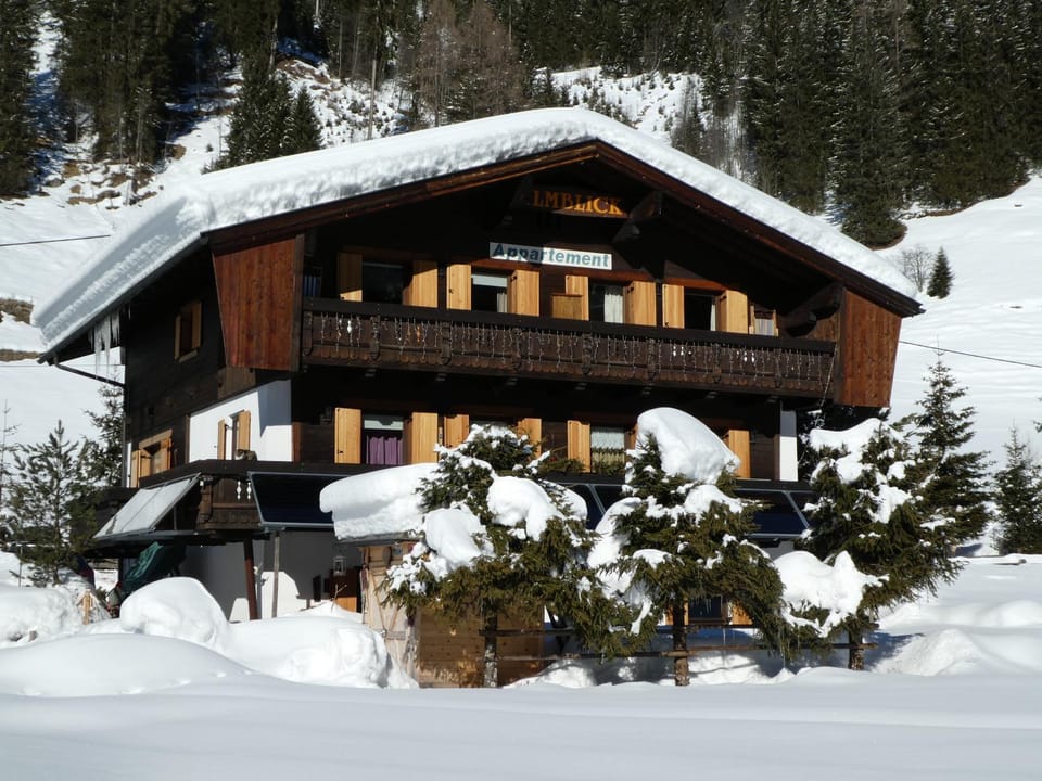 Property building, Winter
