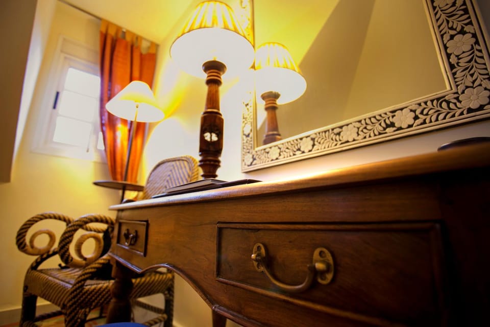 Decorative detail