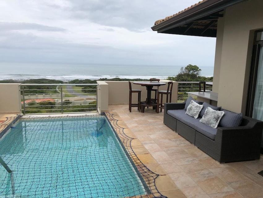 Pool view, Sea view