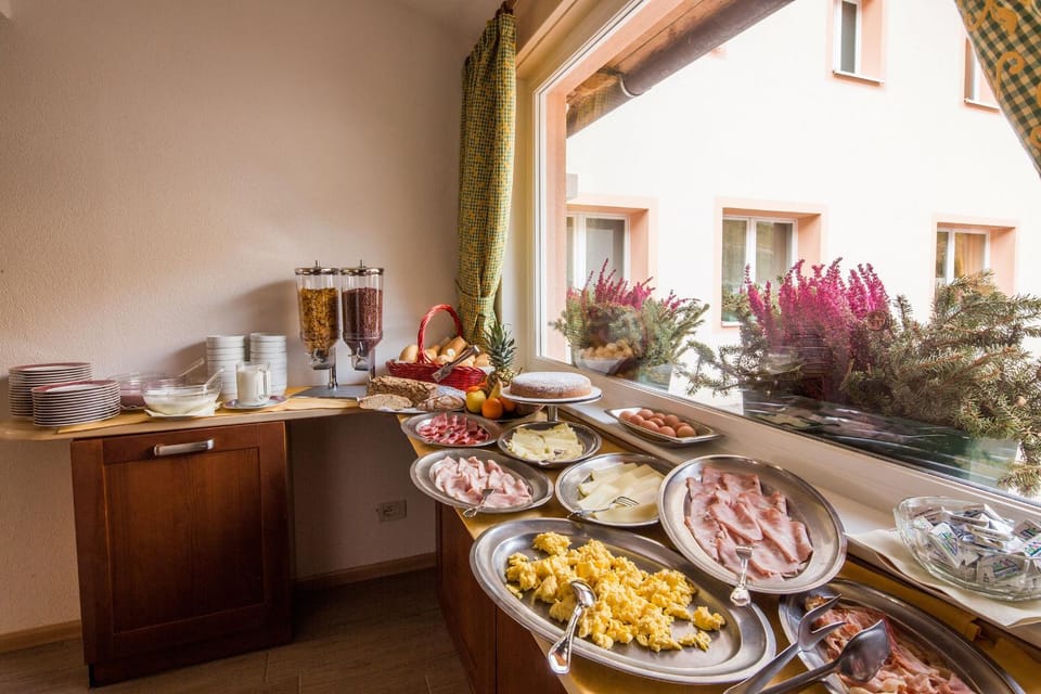 Buffet breakfast