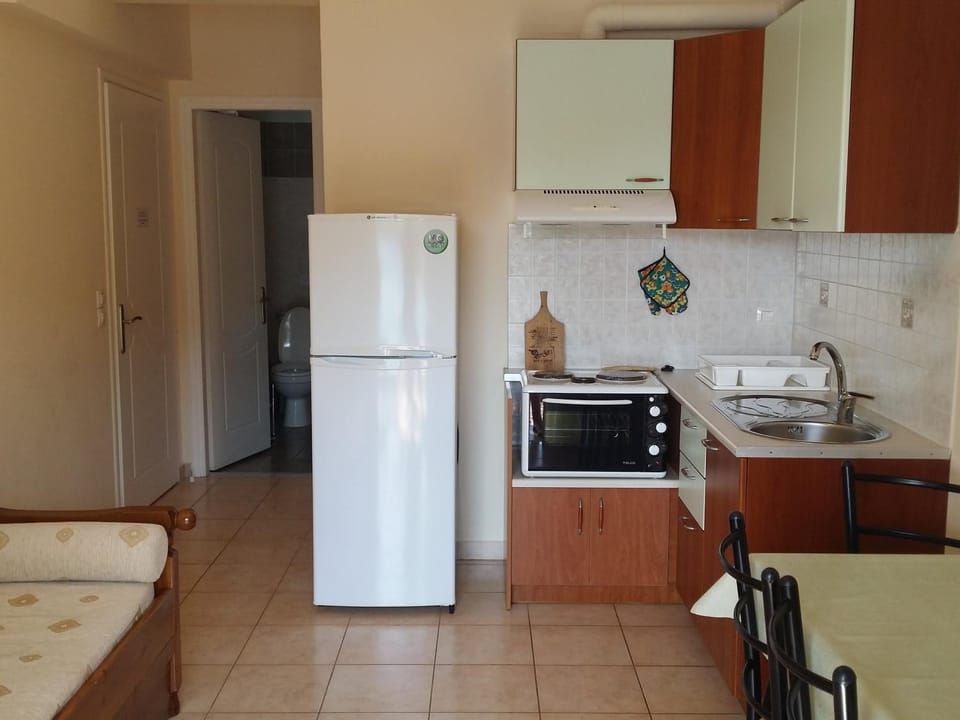 Kitchen or kitchenette, Seating area
